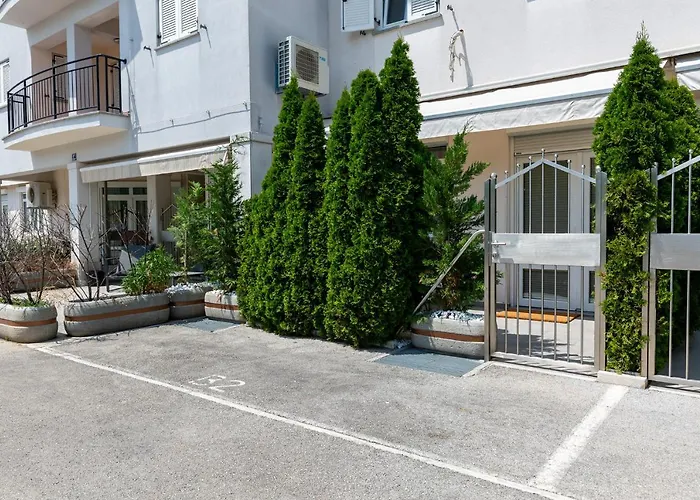 Stylish Apartment Mediterraneo